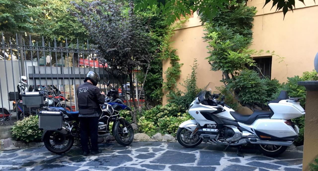 安德里亚餐厅酒店 塞奥-德乌赫尔 外观 照片